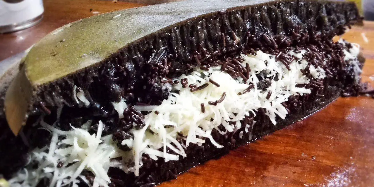 resep martabak manis black forest terenak 5