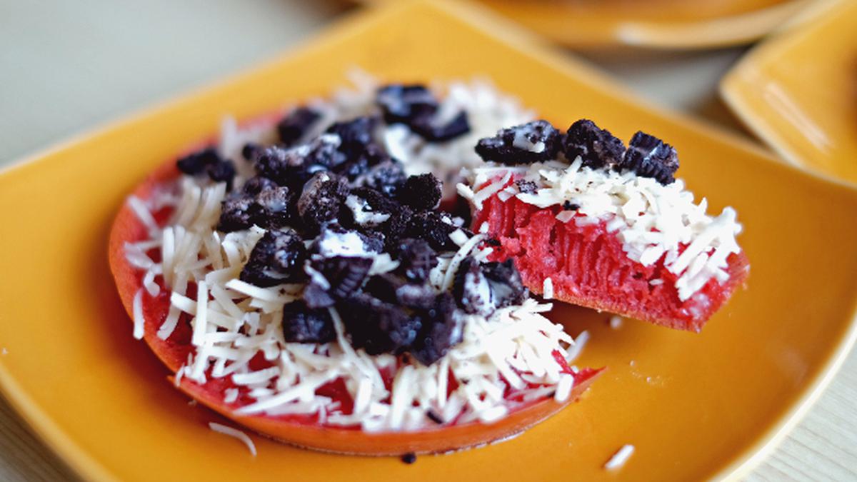resep martabak manis red velvet 2