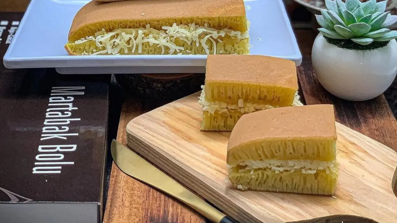 review martabak bolu golden bell